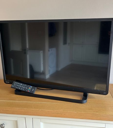32 Inch Toshiba TV