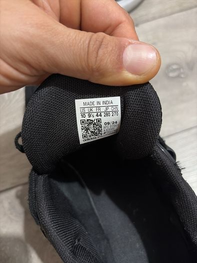 adidas runner UK9,5