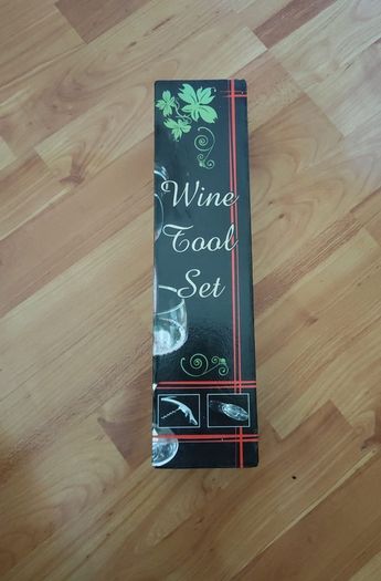 Wine tool set