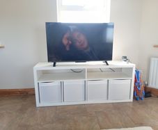 Tv unit