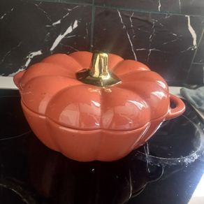 Next Roasting Pot / Casserole Dish Pumpkin halloween