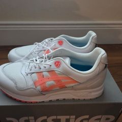ASICS Women's Sneakers EU 40.5  Brand New