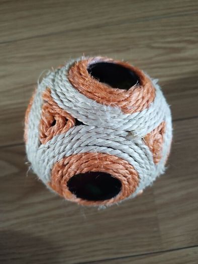Cat toy