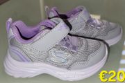 Girls skechers