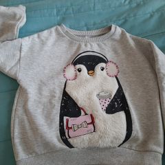 Girls penguin jumper 6-7 yr