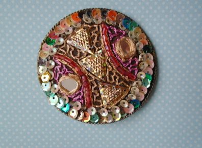 Brooch,Fashion jewellery,Jewellery,