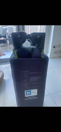 Baby travel cot