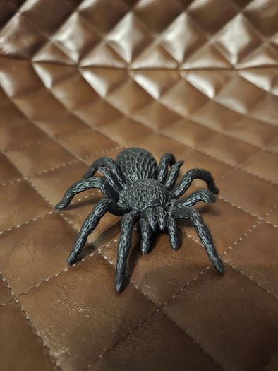 3D Printed Articulated Spider Tarantula Halloween Toy