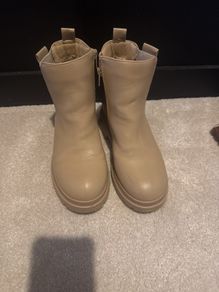 girls boots