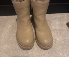 girls boots