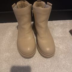 girls boots
