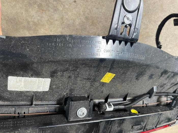 BMW X2 tailgate parts