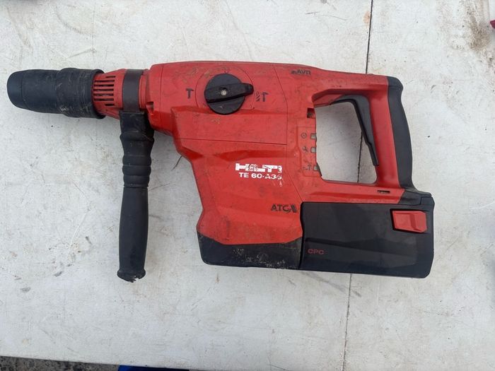 Hilti TE 60-A36 Cordless Rotary Hammer Drill & battery