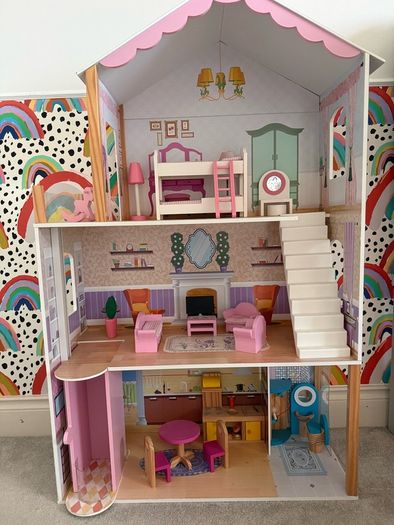 dolls house