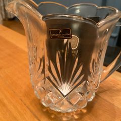 Newgrange crystal water jug