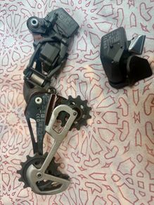 SRAM AXS XO1 eagle rear mech & remote control