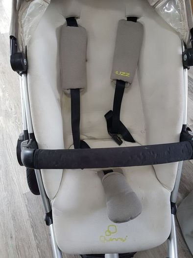 Quinny Buzz buggy and carry cot