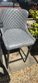 2 high breakfast bar stools