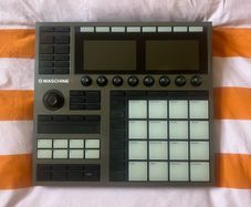 Maschine + Plus