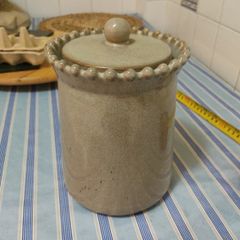 Brocante Stoneware Pot