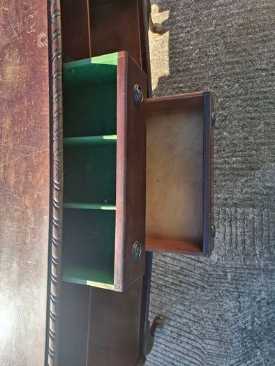 sideboard