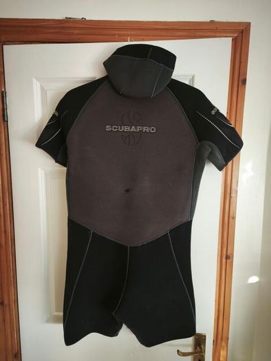 Waterproof wetsuit
