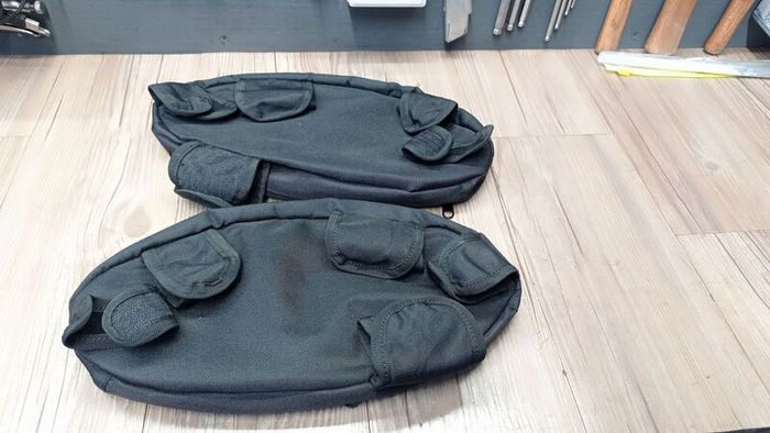 BMW R1250GS/A Crash bars bags