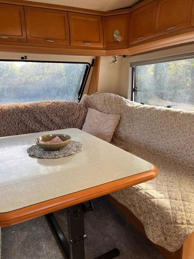 Hobby Prestige Twin Axle Caravan with new Awning