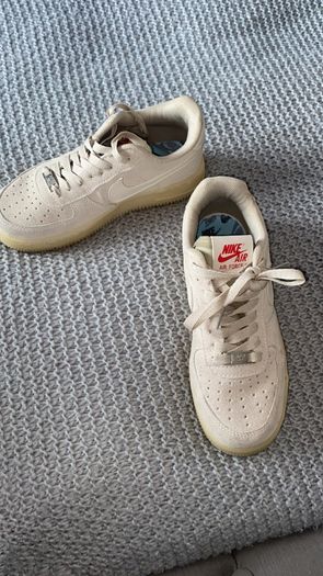 Trainers size uk 3