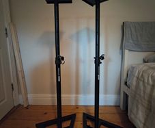 studio monitors stand (pair) (see specs in description)