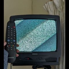 CRT TV stand for 12-14inch tv (No TV included )