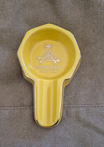 Montechristo cigar ashtray ( porcelain)