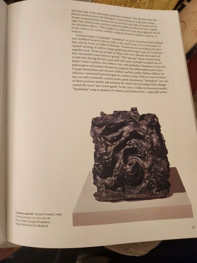 Fontana. Lucio Fontana Basic Art By Barbara  Hess. First Edition  Paperback In Good Condition.37.