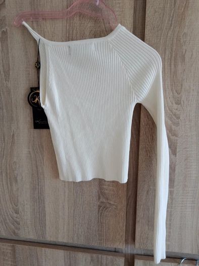 One arm top cream-white strechy size xs s small m