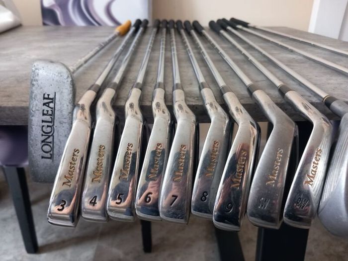 Masters Lady's golf clubs and bag.
