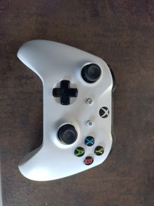 White XBOX one controller