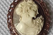 Cameo brooch