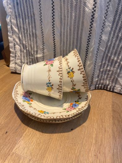 Vintage Cup & Saucer x 2