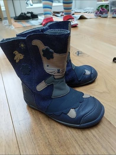 Tall boots for girls