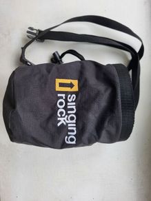 Singing Rock climbing chalk bag