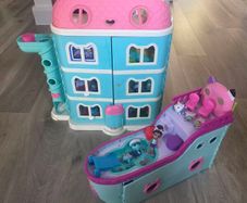 Gaby dollhouse - the house and boat