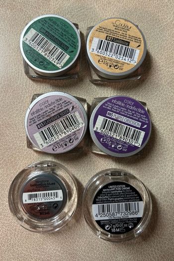 6 high pigment eyeshadow