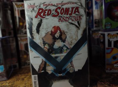 Red Sonja and Cub ! ONE-SHOT ! First Printing ! 2014 ! by Dynamite Entertainment !