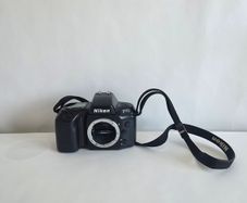 Nikon F70 Film Camera BODY ONLY