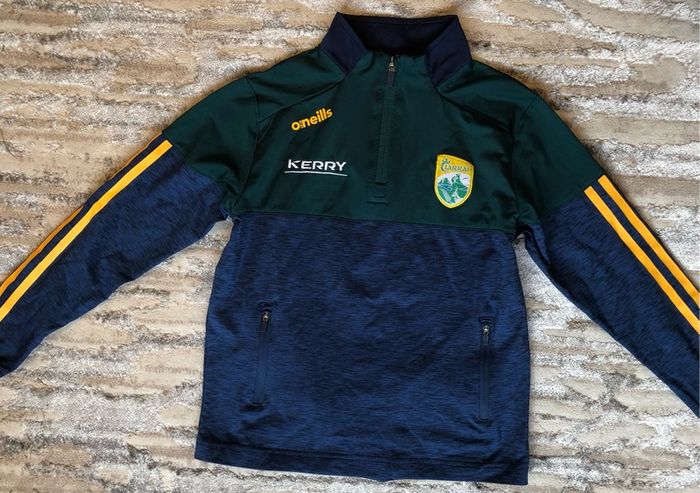 Kerry Zip Top