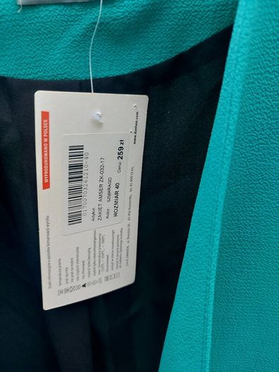 Beautiful Top, teal, size 40, brand new