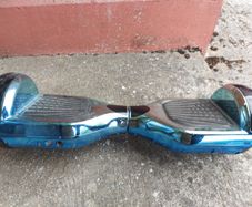 Hoverboard, no charger, not tested in very good cosmetic condition