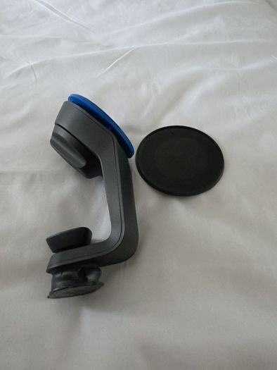 QuadLock support for cars