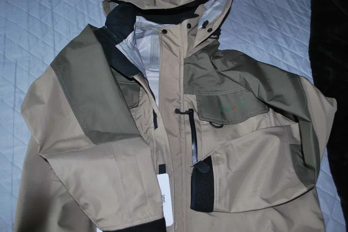 Jacket Adams Build