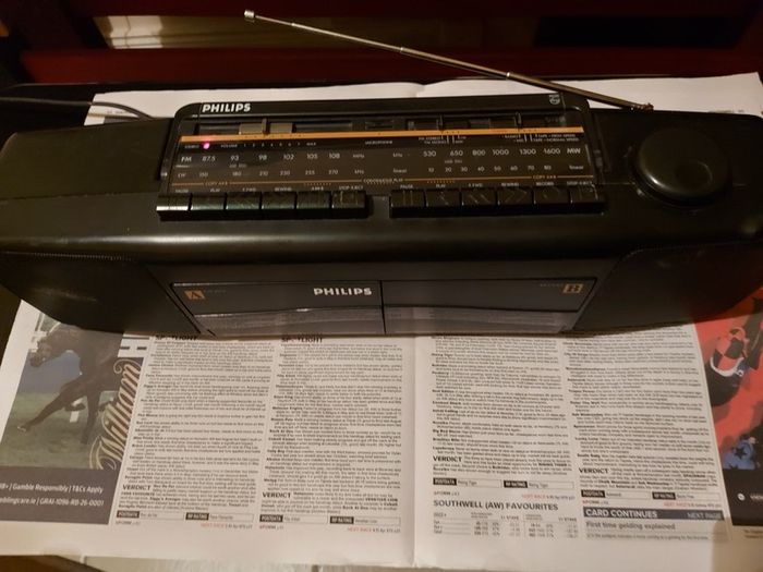 Vintage Philips AW 709205 Portable Dual Cassette Radio Boombox Era 1980s, in excellent condition and everything working perfect